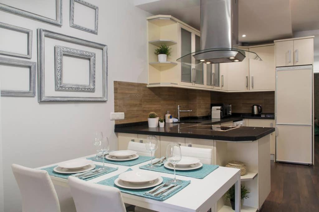 New!!! Luxury City Center & Private Terrace Malaga Zewnętrze zdjęcie